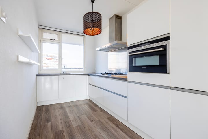 Photo 7 of Jan Luykenlaan 312