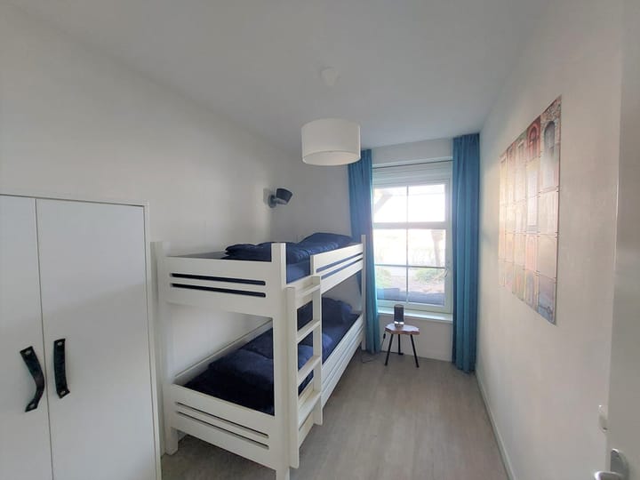 Photo 12 of Zeedijk 2-160