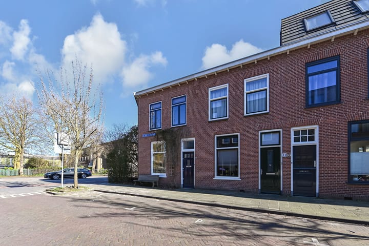 Foto 3 van De Genestetstraat 37