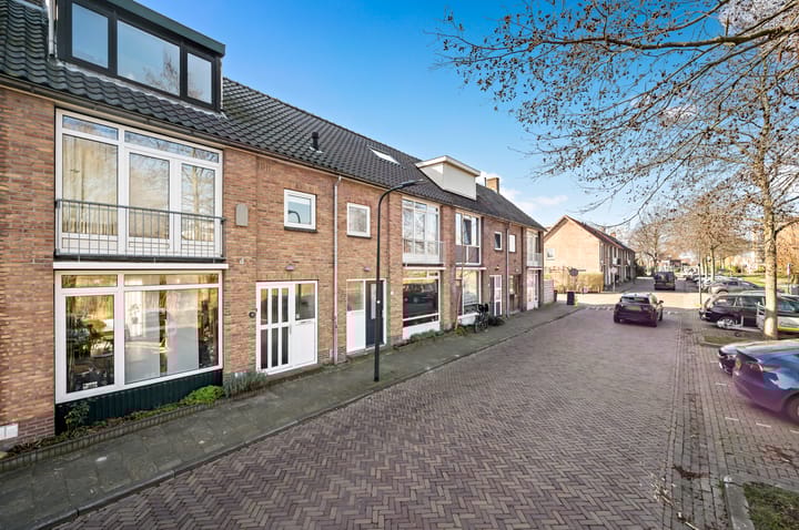 Foto 4 van De Ruyterstraat 13