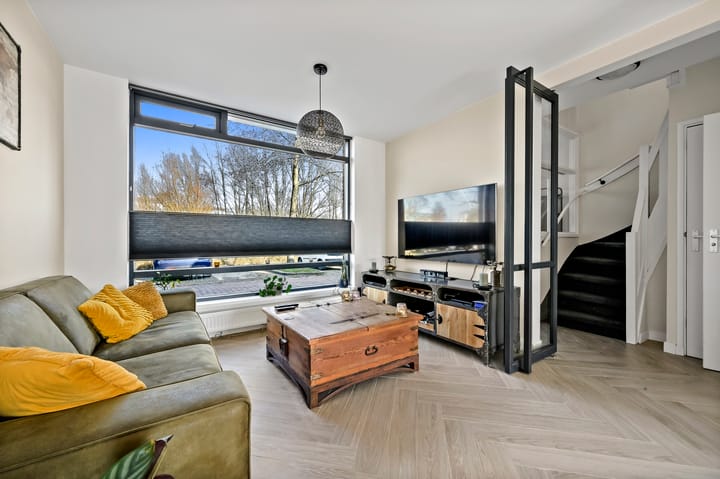 Foto 7 van De Ruyterstraat 13