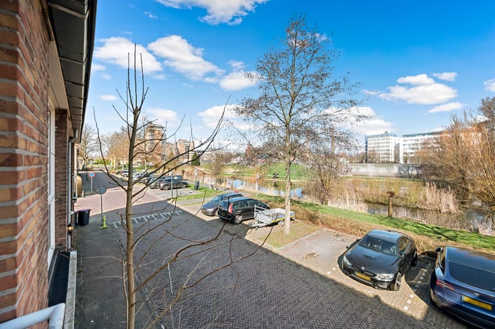 Foto 24 van De Ruyterstraat 13