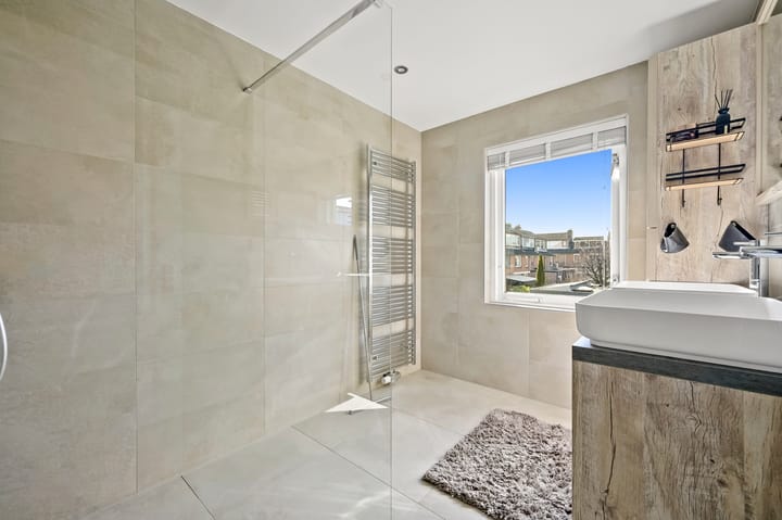 Foto 26 van De Ruyterstraat 13