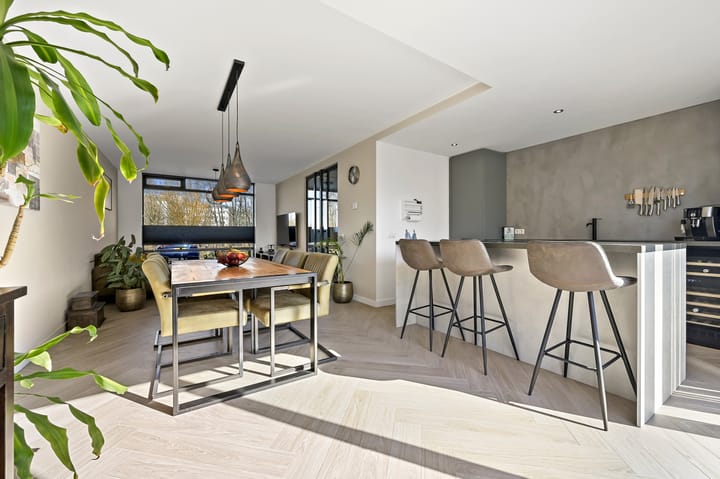 Foto 5 van De Ruyterstraat 13