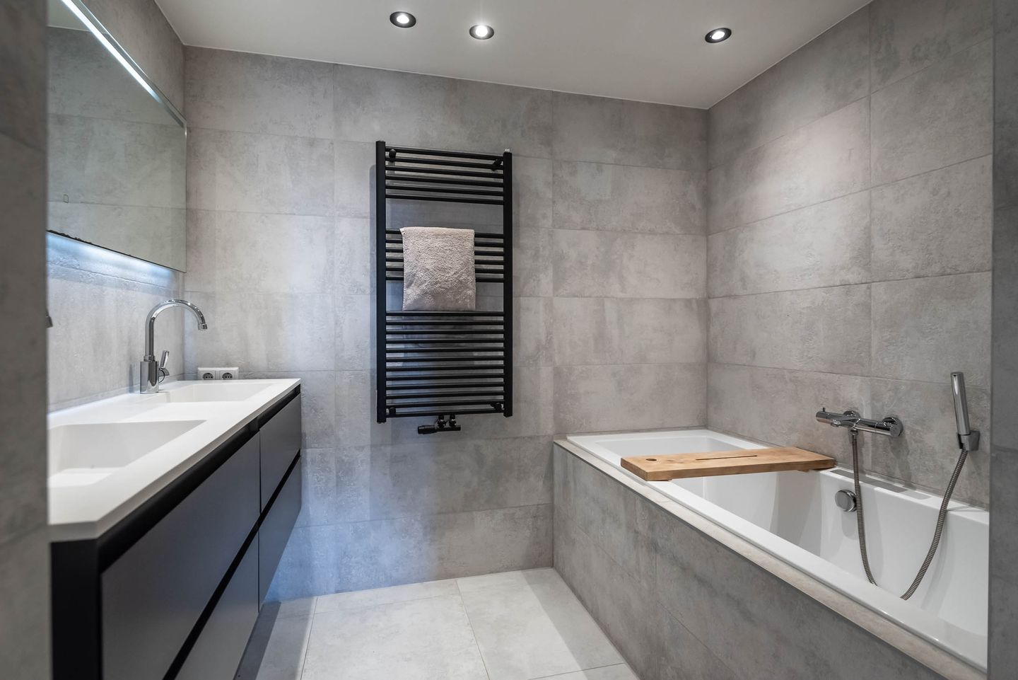 Photo 29 of Houtrijkstraat 80