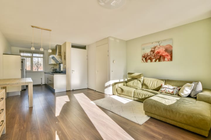 Foto 6 van Vogellaan 136