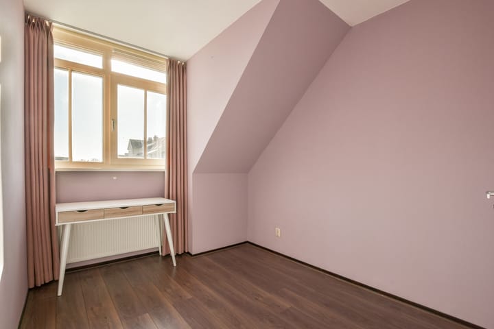 Foto 15 van Vogellaan 136