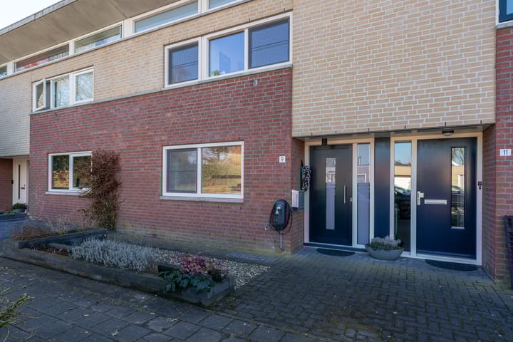 Foto 5 van Koninginnestraat 9