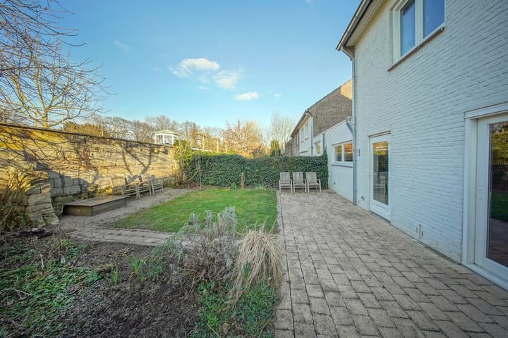 Foto 8 van Trianonstraat 12