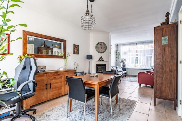 Foto 23 van Borneostraat 39