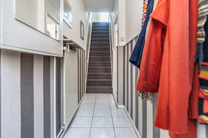 Foto 32 van Borneostraat 39