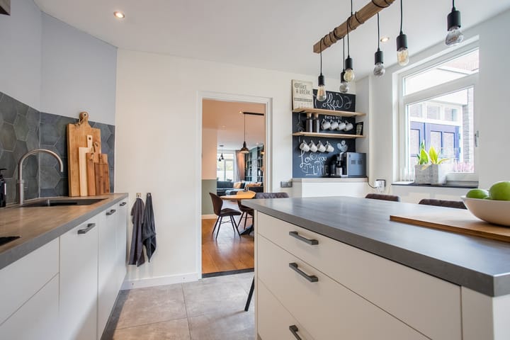 Photo 22 of Muntstraat 101