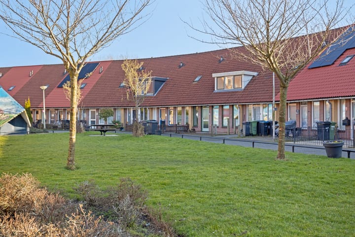 Foto 2 van Brikhof 17