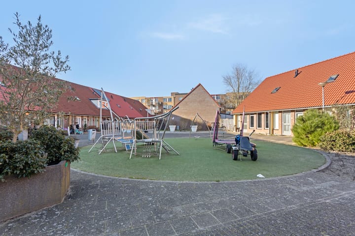 Foto 35 van Brikhof 17