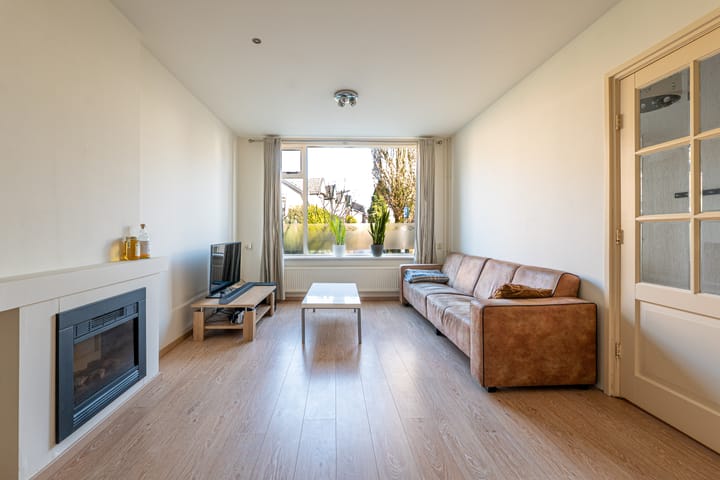 Photo 5 of Azaleastraat 11