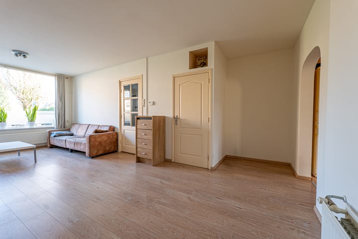 Photo 10 of Azaleastraat 11