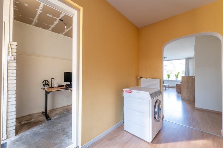 Photo 15 of Azaleastraat 11