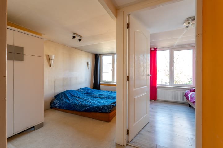 Photo 21 of Azaleastraat 11