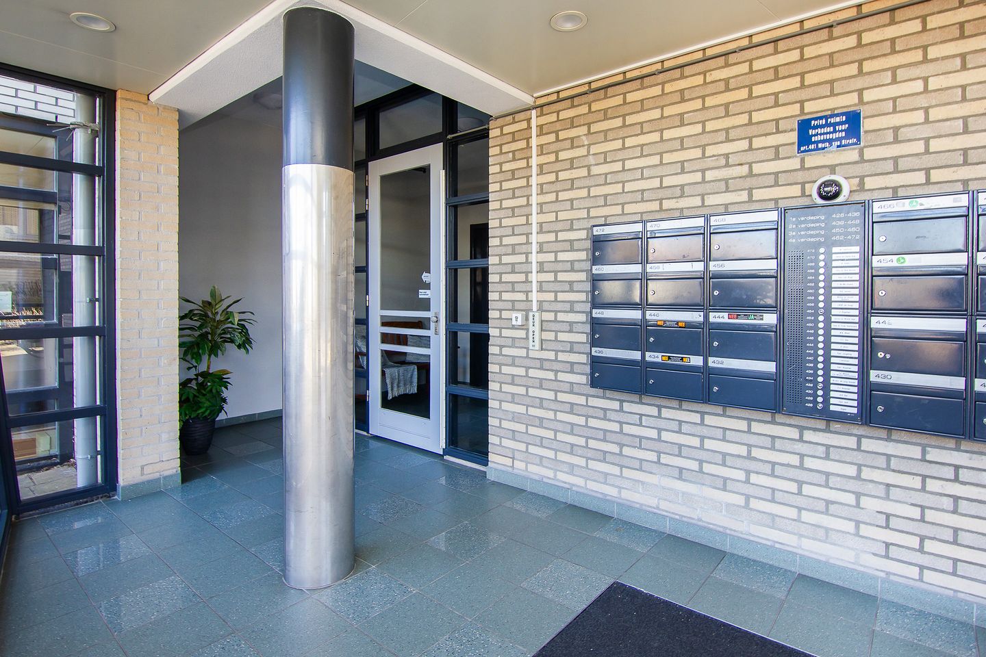 Foto 35 van Maan Bastion 460