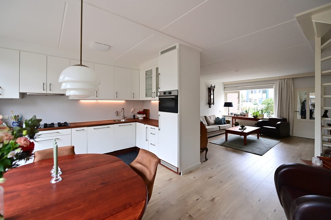 Foto 8 van Titus Brandsmastraat 15