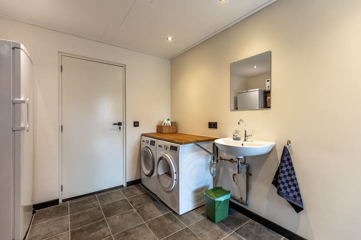 Photo 21 of Burgemeester Kievitslaan 15