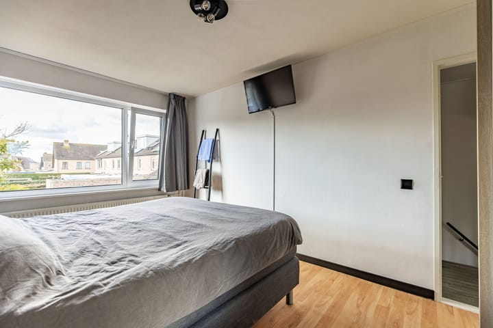 Photo 32 of Burgemeester Kievitslaan 15