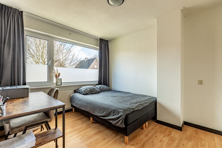 Photo 34 of Burgemeester Kievitslaan 15