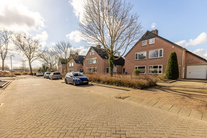 Photo 44 of Burgemeester Kievitslaan 15