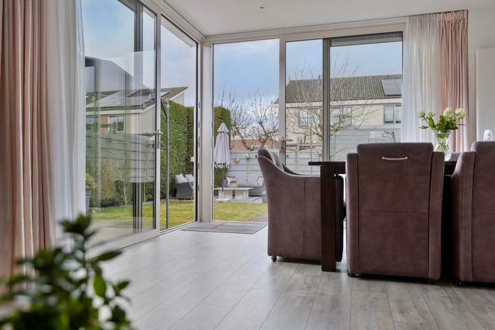 Photo 17 of Meerkoet 36