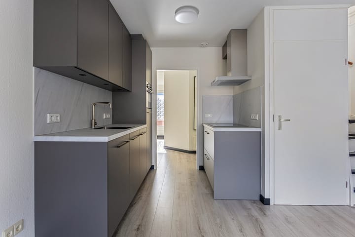 Foto 5 van Tuinpad 14