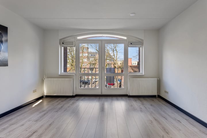 Photo 7 of Tuinpad 14