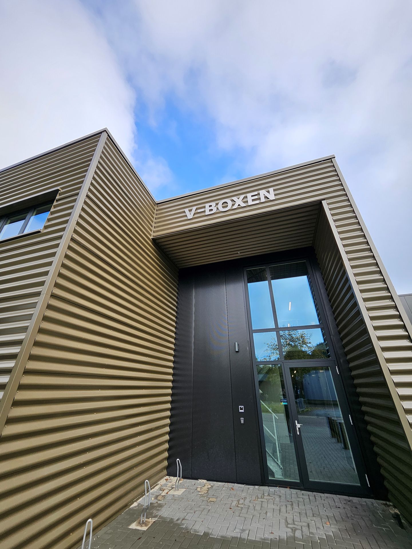 Bekijk foto 1 van Oude Hichtumerweg 3
