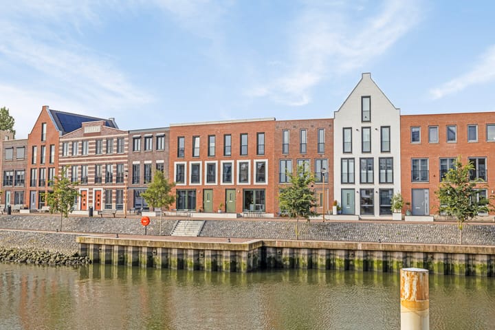 Foto 2 van Veerkade 338