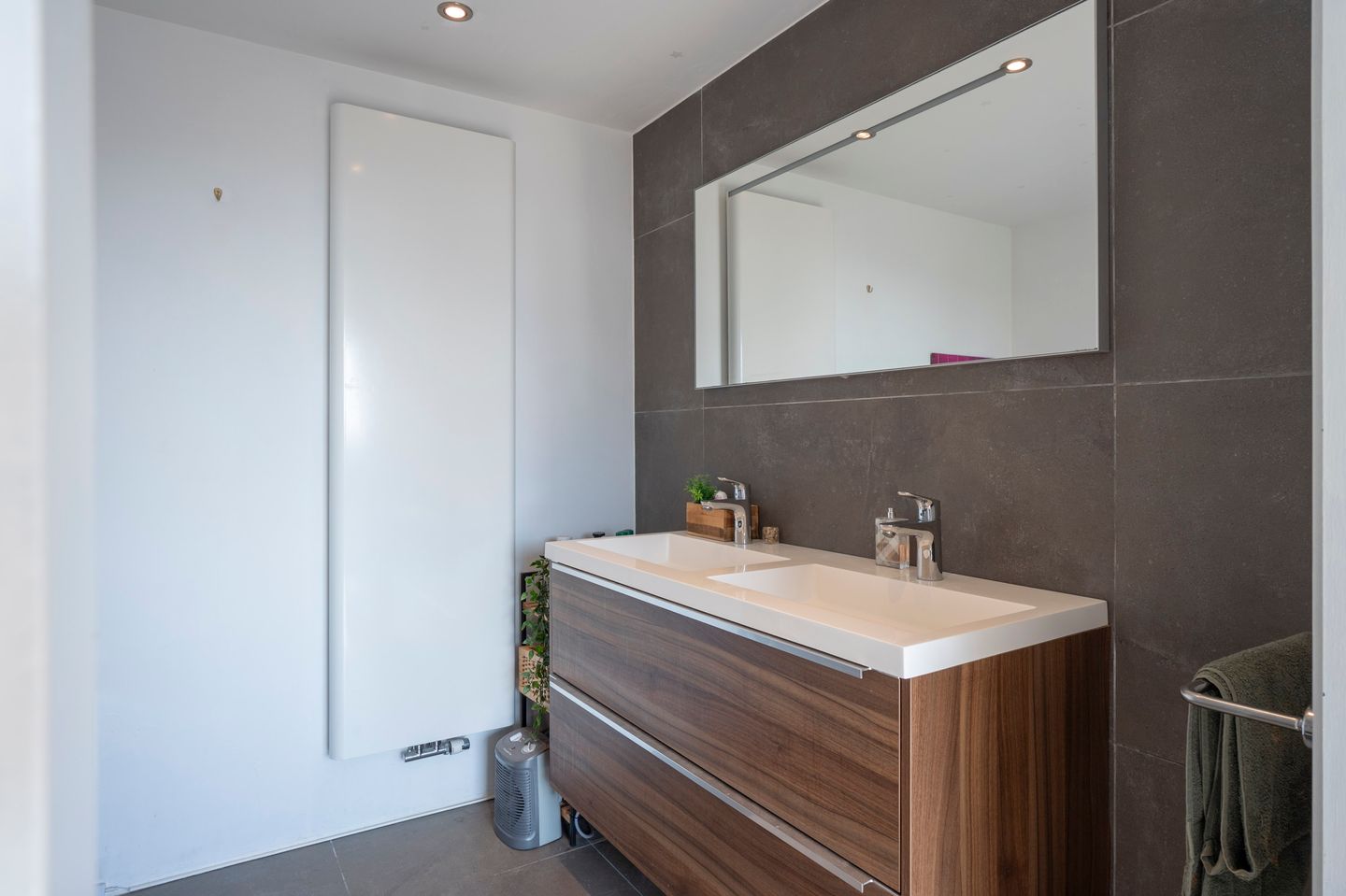 Foto 25 van Burgemeester Van Laarstraat 19