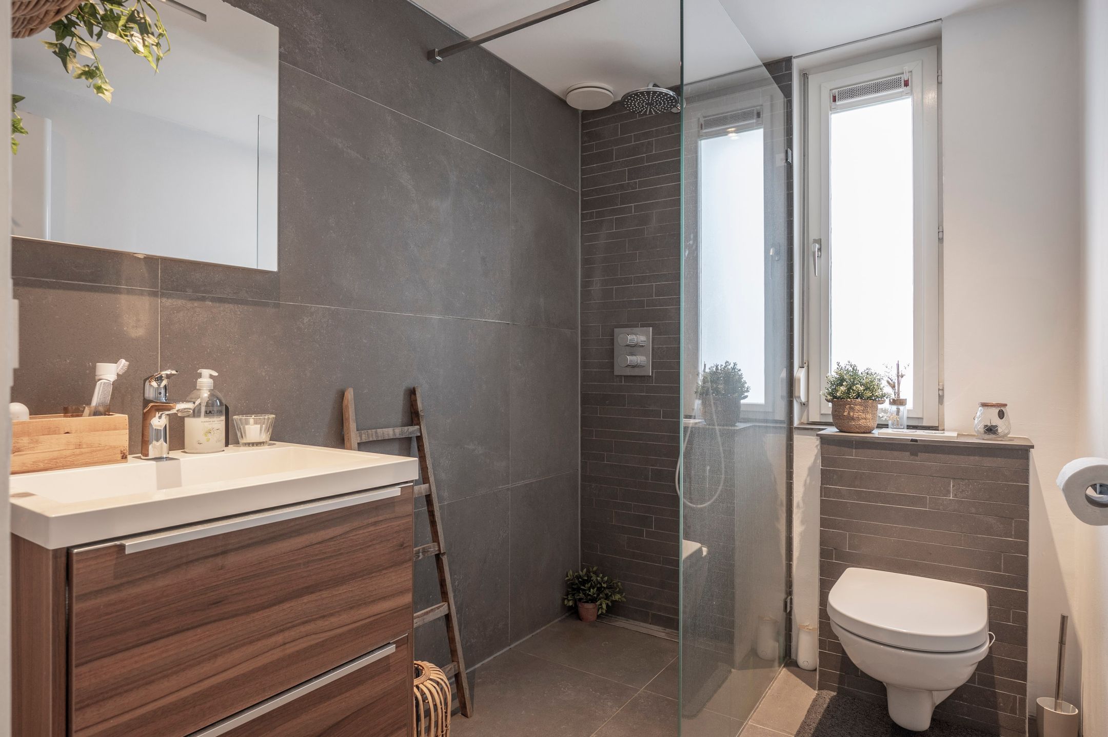 Foto 30 van Burgemeester Van Laarstraat 19