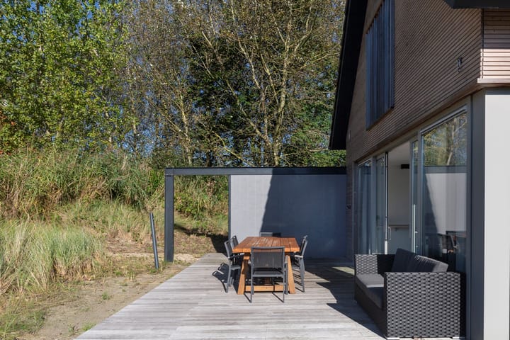 Photo 32 of Ridderstee 203