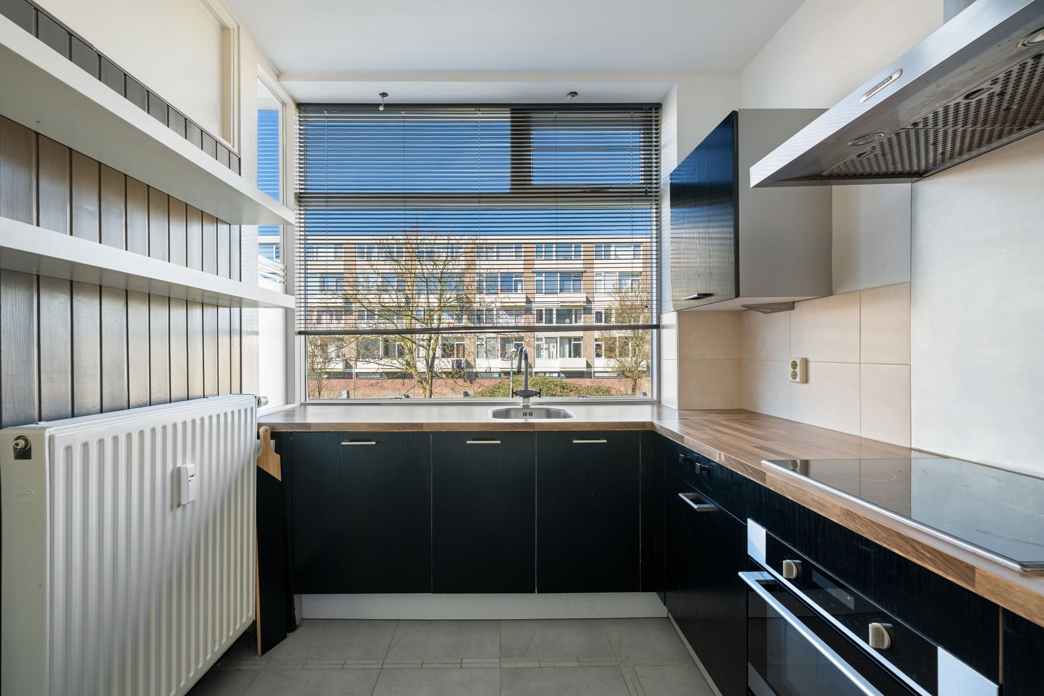 Photo 3 of Ir Lelystraat 12