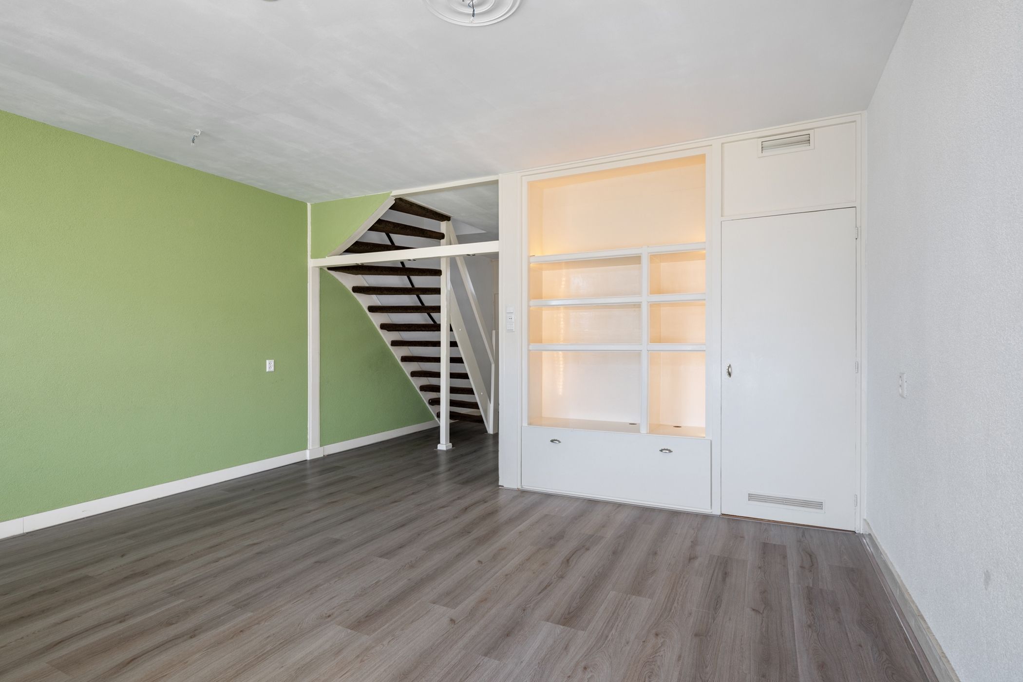 Photo 6 of Ir Lelystraat 12