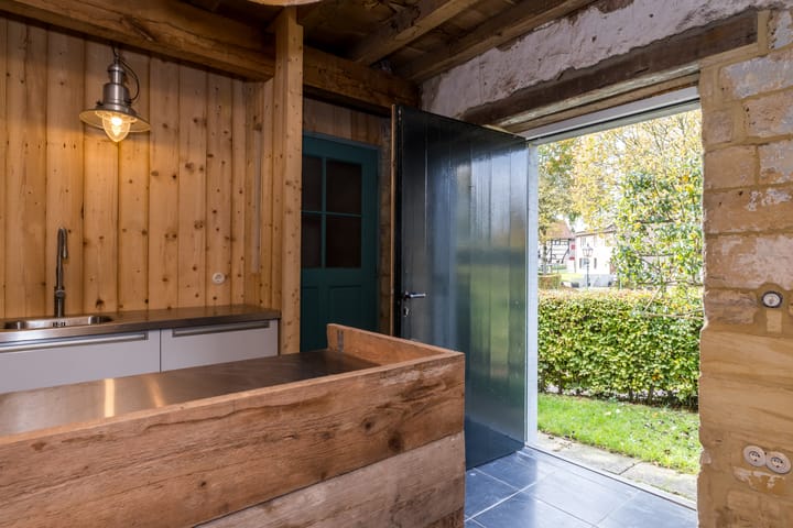 Foto 66 van Esschenderweg 1