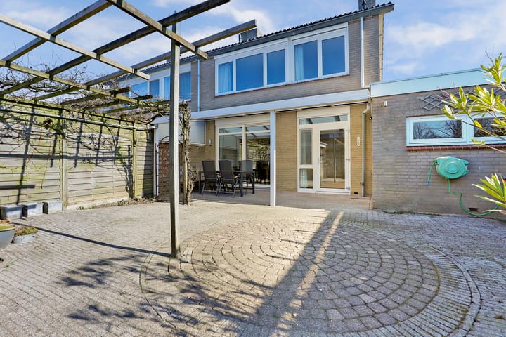 Photo 36 of Gerstakker 1