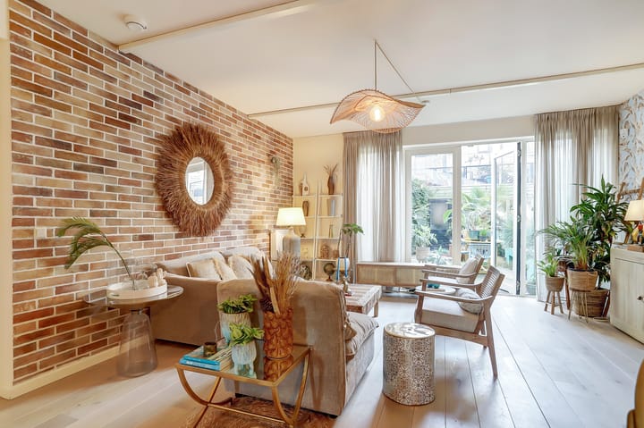 Photo 9 of Oosterlaanstraat 1