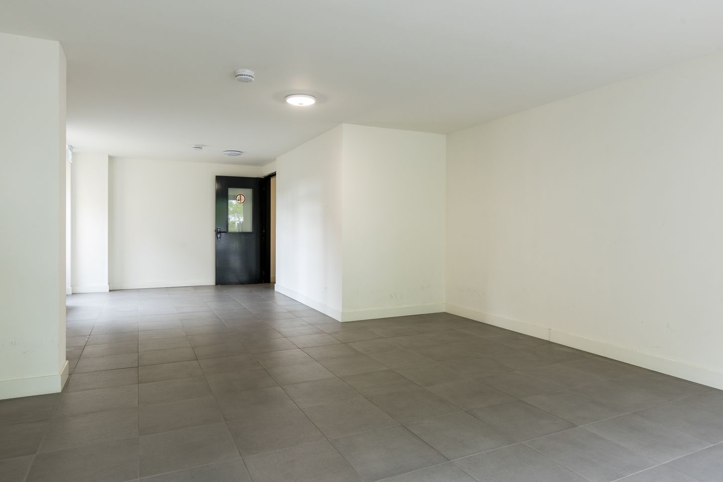 Foto 14 van Burgemeester Verwielstraat 2-C07