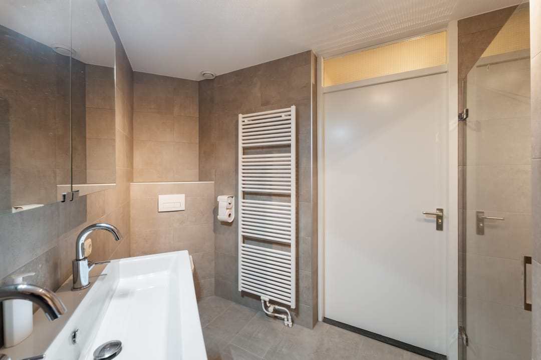 Photo 28 of Meester Kroezestraat 36