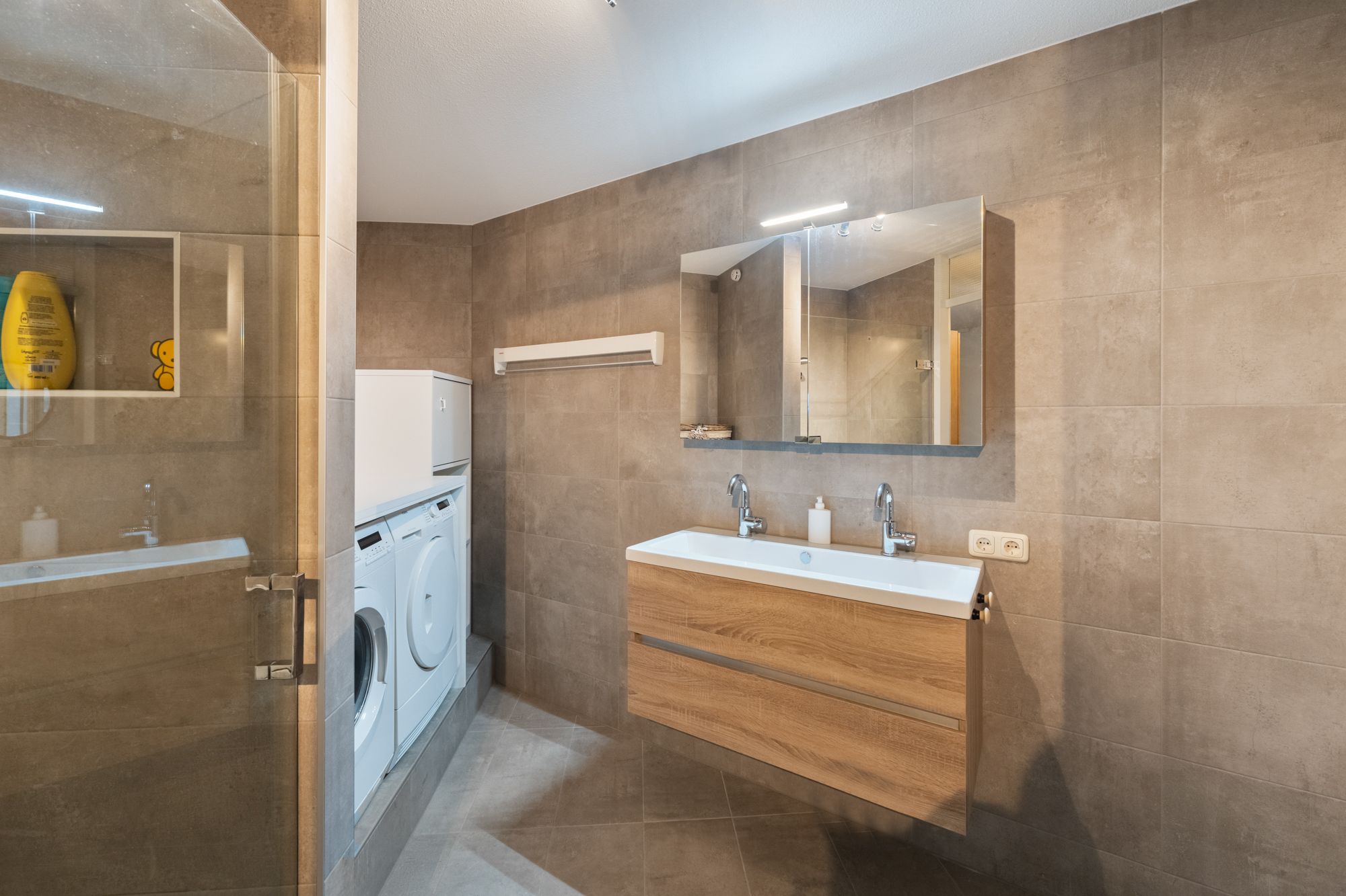 Photo 27 of Meester Kroezestraat 36