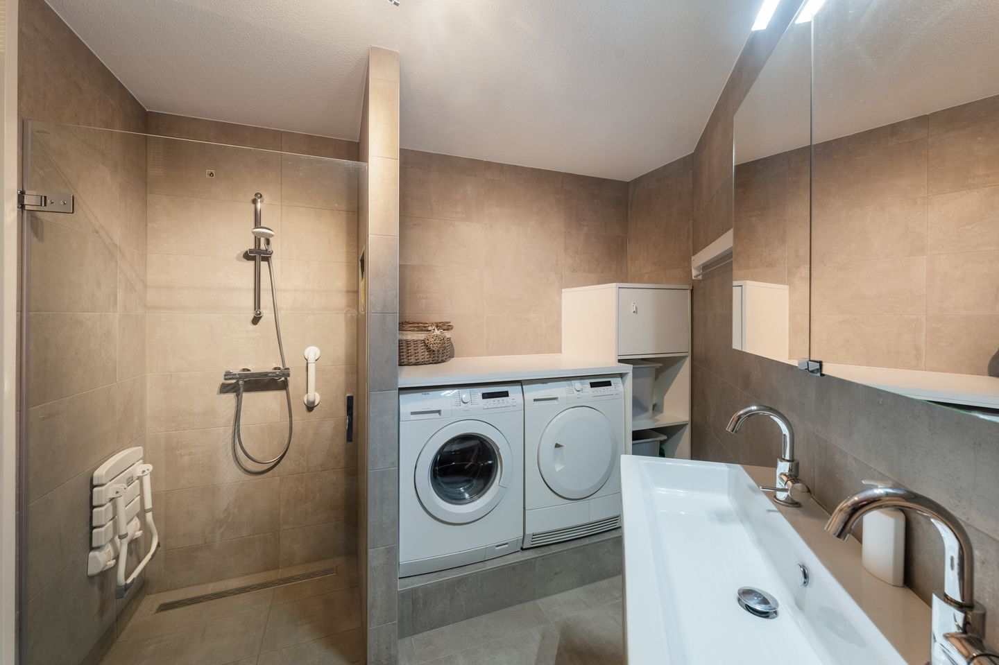 Photo 29 of Meester Kroezestraat 36