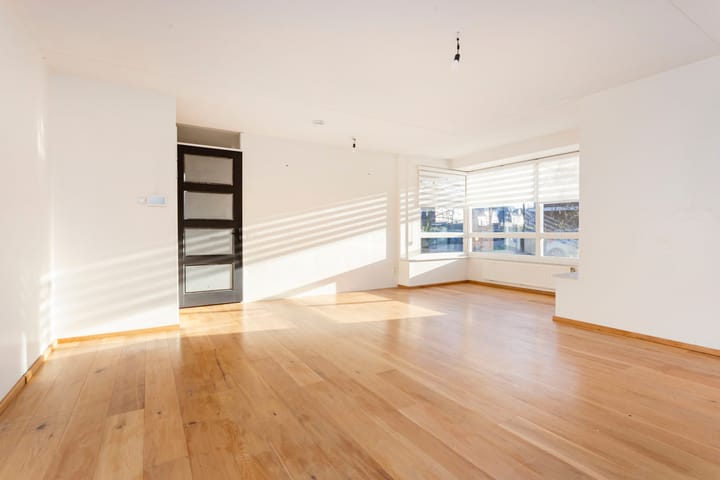 Foto 9 van Leilat 83