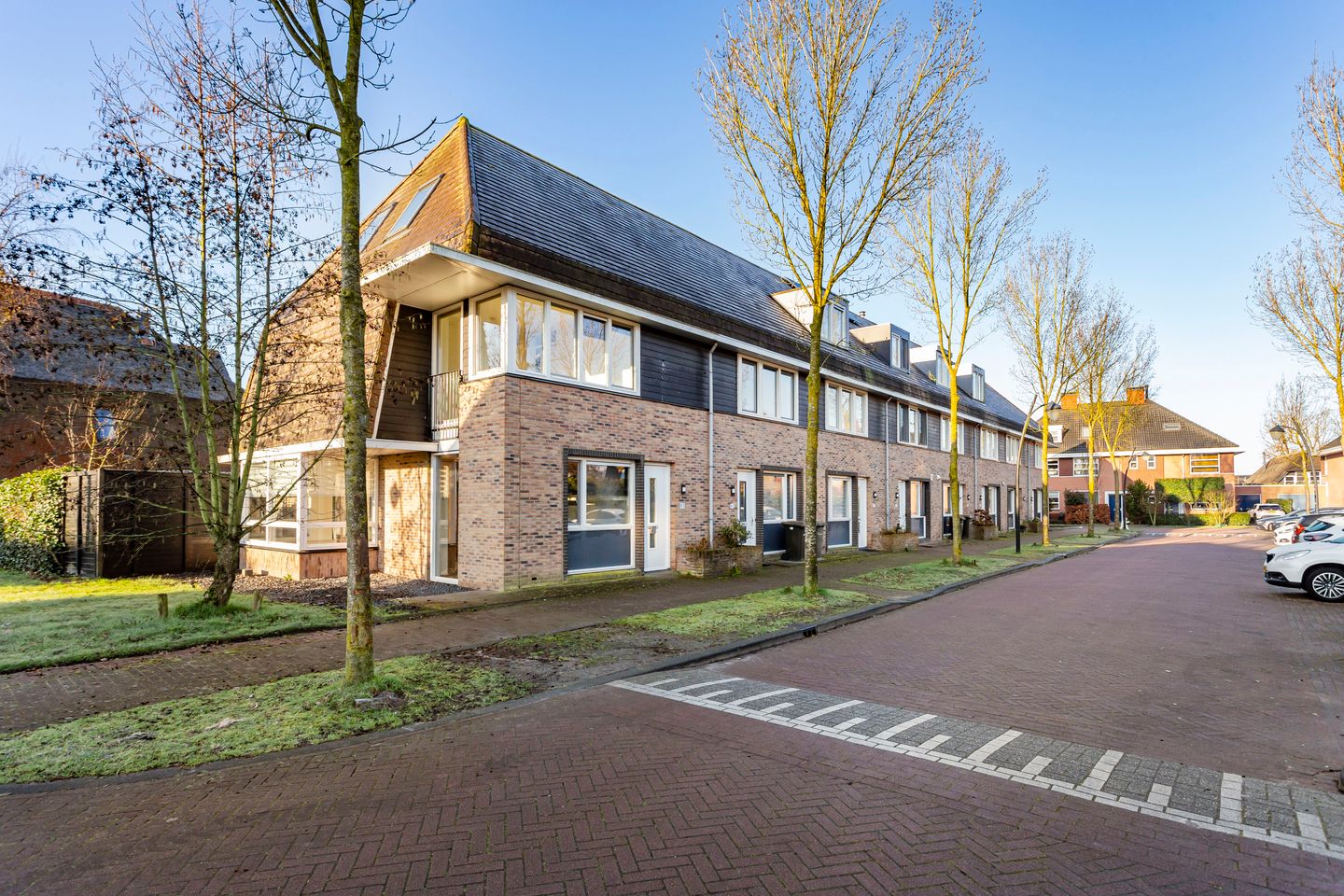 Foto 34 van Leilat 83