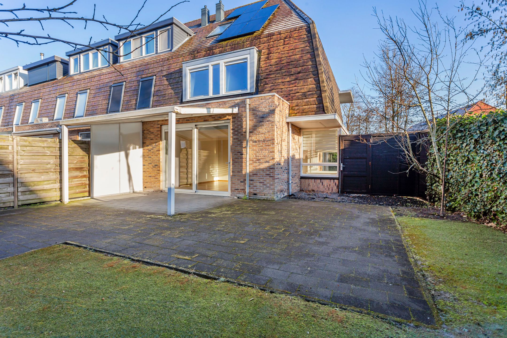 Foto 30 van Leilat 83