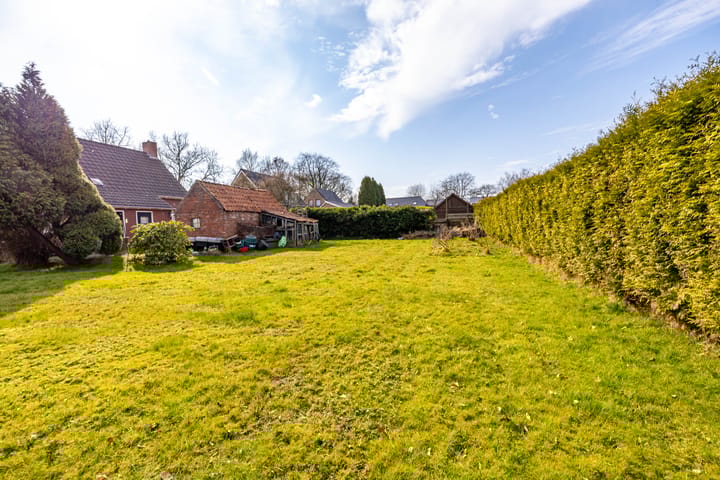 Foto 2 van Dorpsstraat 1