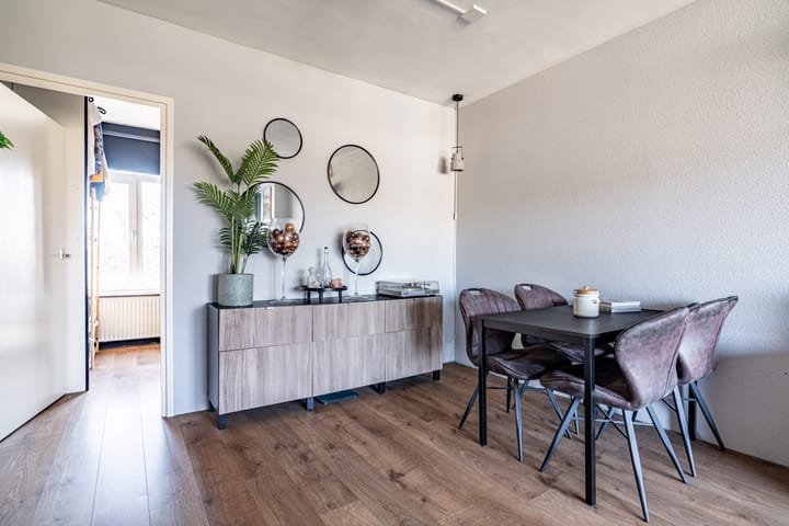 Photo 10 of Bachstraat 560